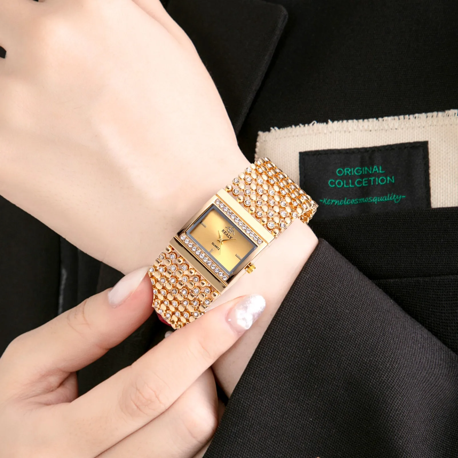 

Women'S Stainless Steel Quartz Watch Rhinestone Crystal Analog Wrist Watch With Rhinestone Luxury Watches Gold Wristwatches 2023