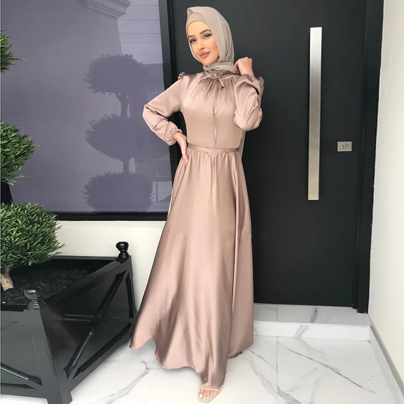 Elegant Satin Long Dress with Soft Waisted Flowing for Islamic Women Turkish Tunic Arabes Mujer Abaya Femme Musulman Abaya Dubai