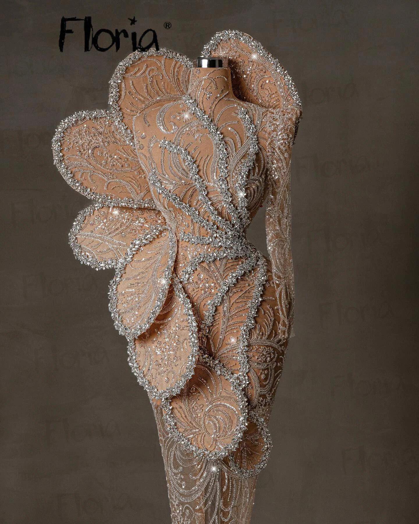 Женское вечернее платье с блестками роскошное цвета шампанского в стиле Звезд