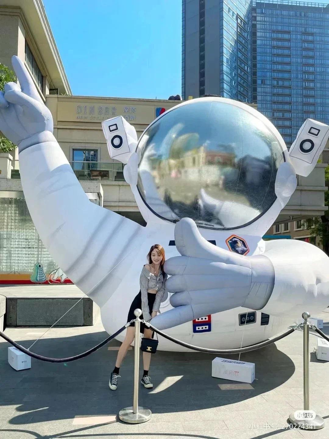 Индивидуальная гигантская надувная модель космонавта надувной мультяшный