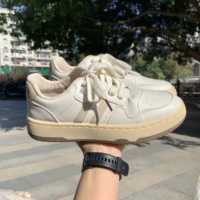 

2022 Spring New Sports Shoes Female Students Leather Small White Shoes All-match Casual Shoes Luxury Brand Shoes Women