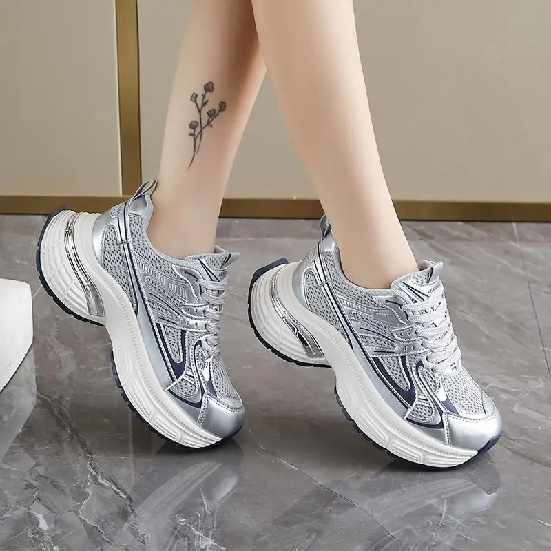 Женские кроссовки на платформе. Женская обувь. Летняя Теннис. обувь толстой