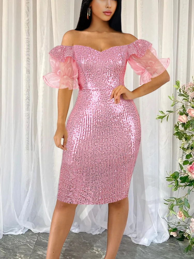 Женское летнее платье с блестками розовое облегающее рукавами-фонариками и