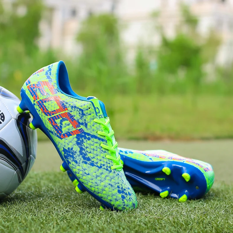 New Futsal Shoes Men Turf Soccer Shoes Society Fashion Golden Long Spikes Football Cleats Boy Man Sport Sneakers botas de fútbol