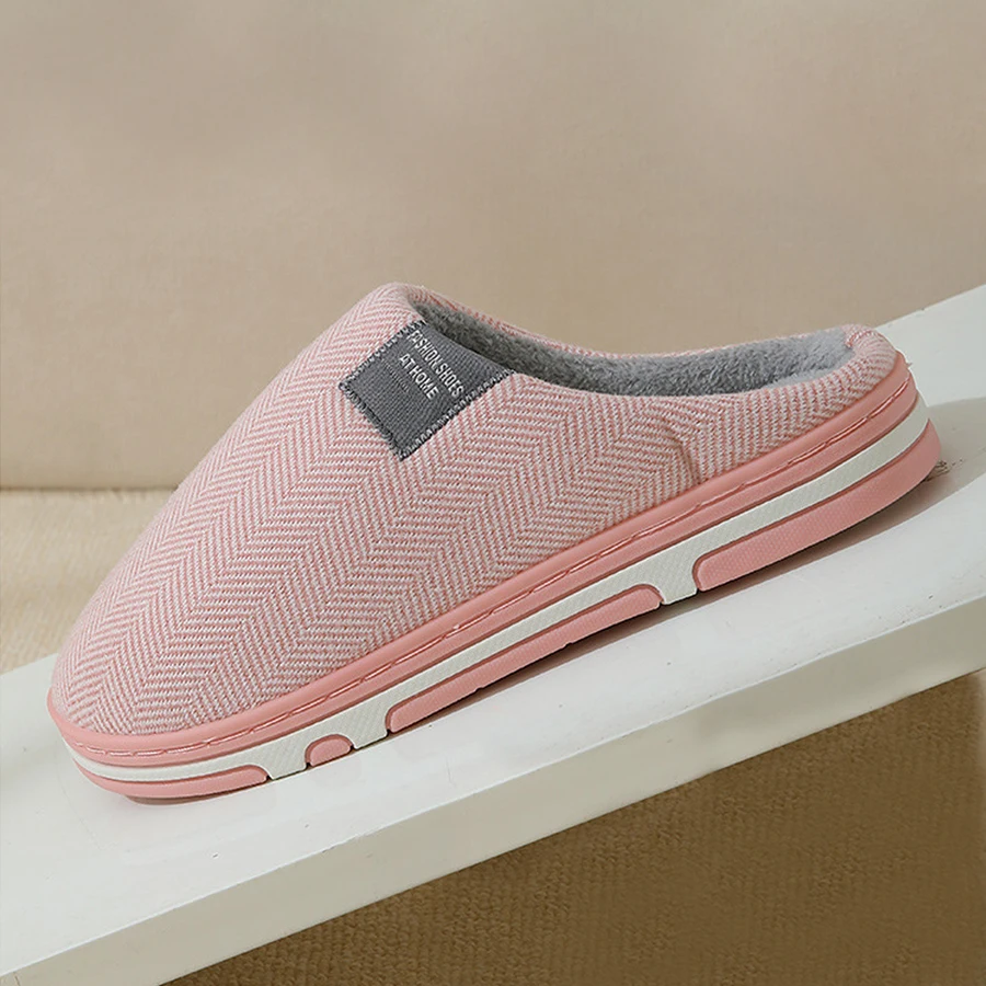 Женские хлопковые тапочки розовые зимние теплые домашние нескользящие шлепанцы