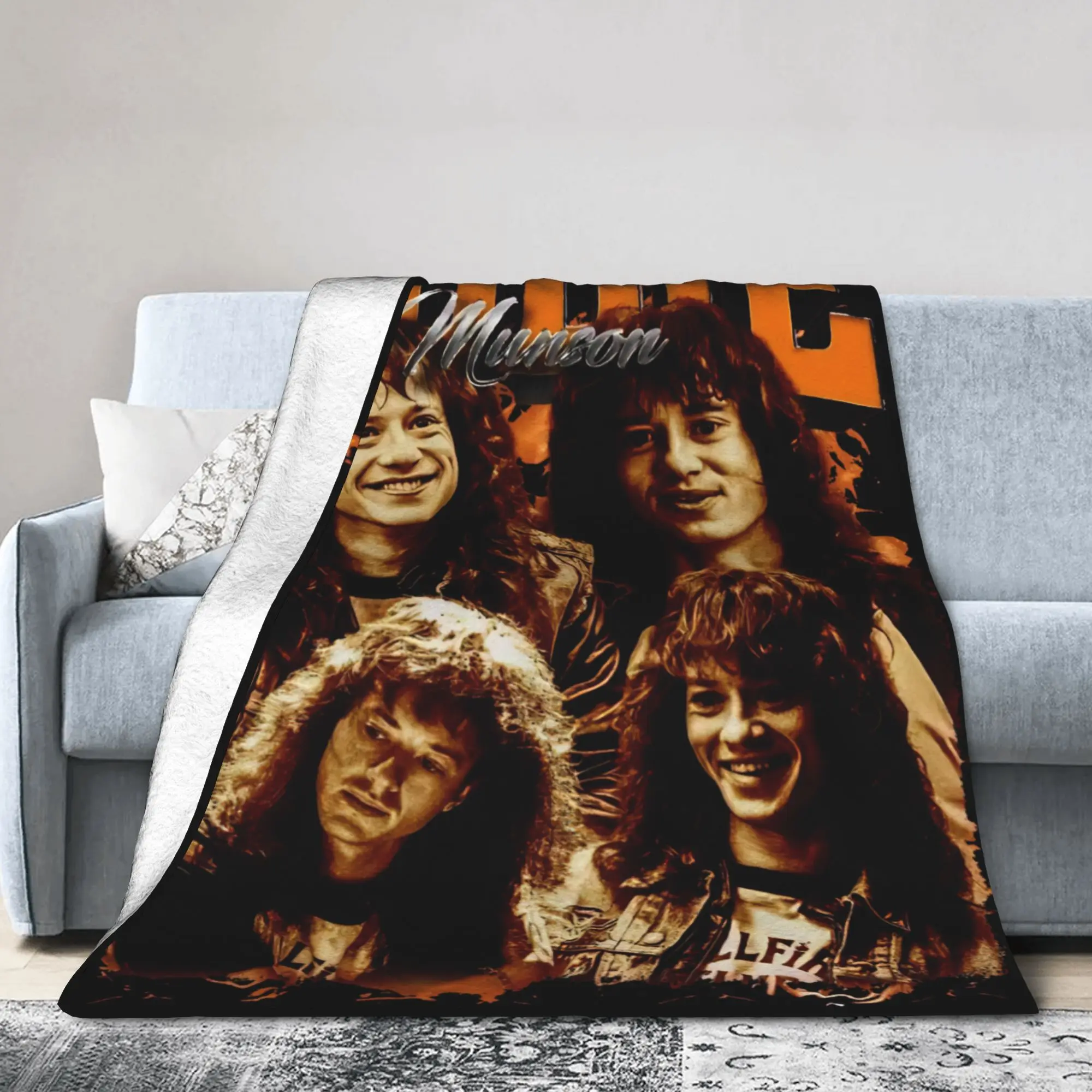 Фото Eddie Munson  Flannel Blankets Winter American TV Series Super Warm Bedding Throws for Children Couch Bed Graphic Sofa Bed Cover №3