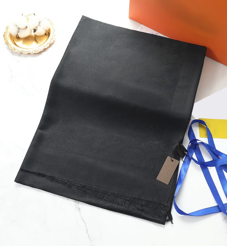 

Роскошный женский шарф из чистого хлопка, мягкий дизайнерский Фирменный шарф, сезон весна-осень, шаль с кисточками