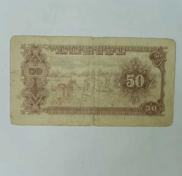Коллекционные предметы из Вьетнама 50 dong Original Notes XF (не бывшие в употреблении Ahora)