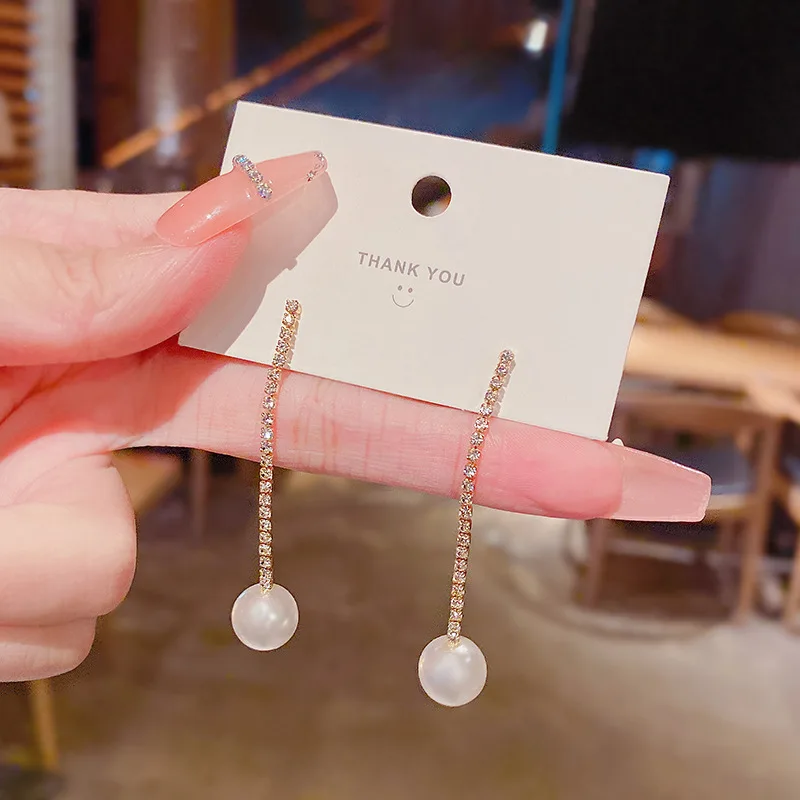 Серьги-гвоздики женские с жемчугом простые корейские украшения в стиле мори