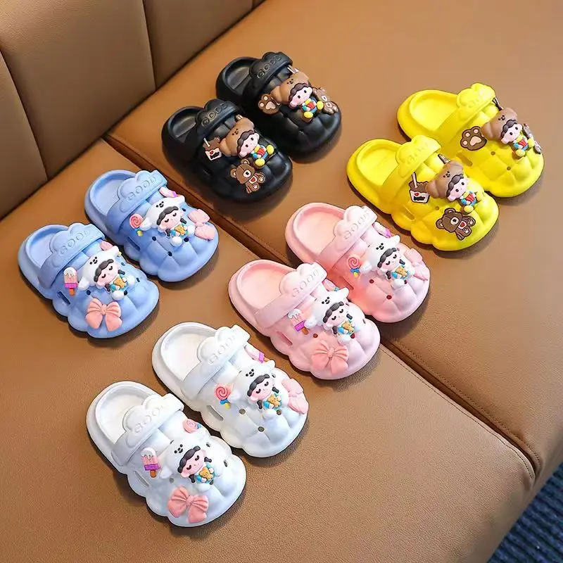 Children's Slippers Summer Girl Princess Cartoon Breathable Anti Slip Sandals Boys' Bathroom Beach Slippers Parent-Child Shoes