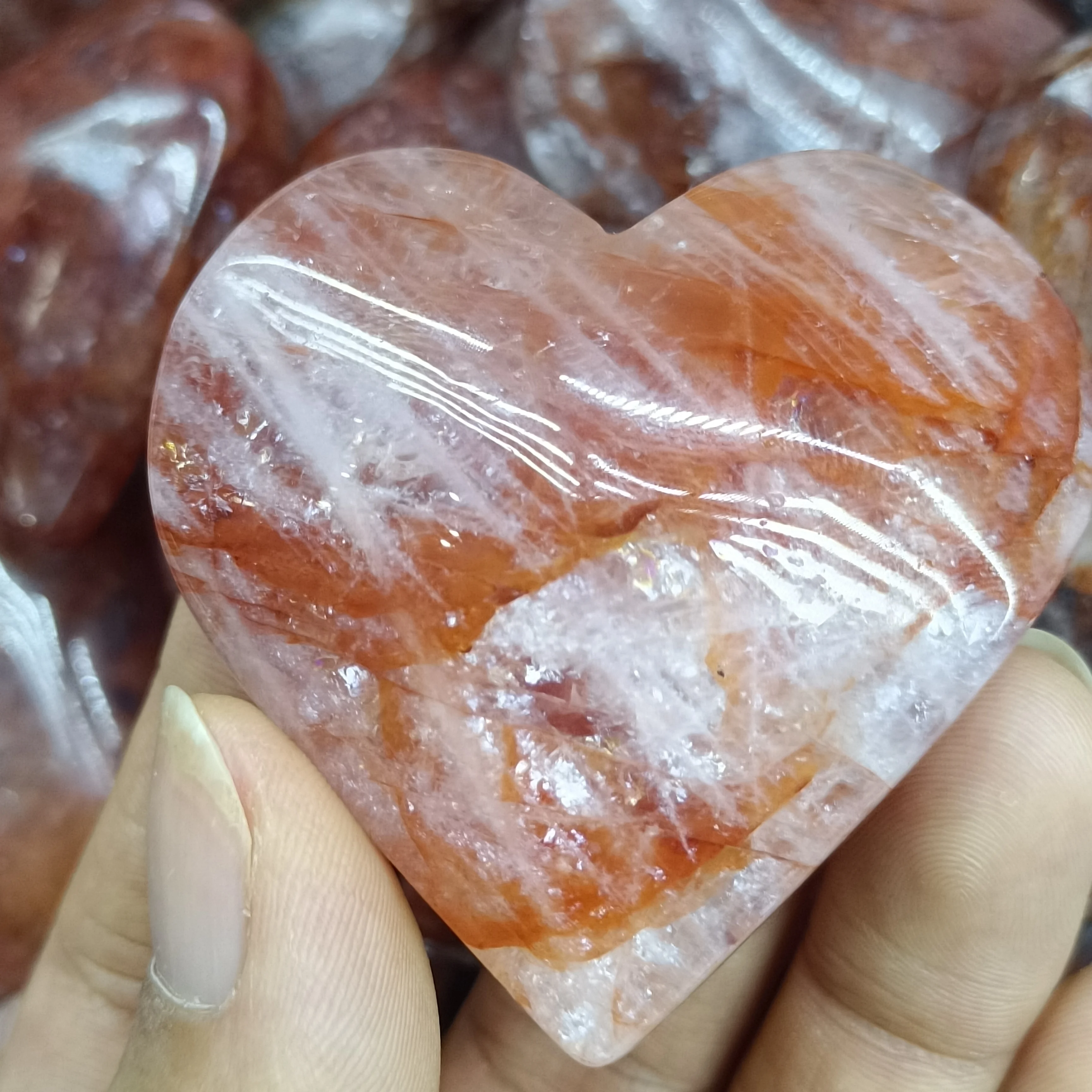 

Natural Red Gum Flower Hand-Carved Love Crystal Energy Stone Diy Pendant Decoration Craft Gifts