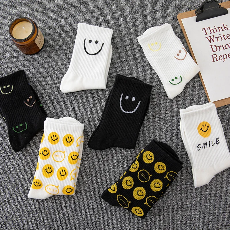 Cotton Women Socks Solid Color Black White Smile Face Socks Harajuku Hip Hop Skateboard Crew Sock Casual Unisex Men Women's Sock
