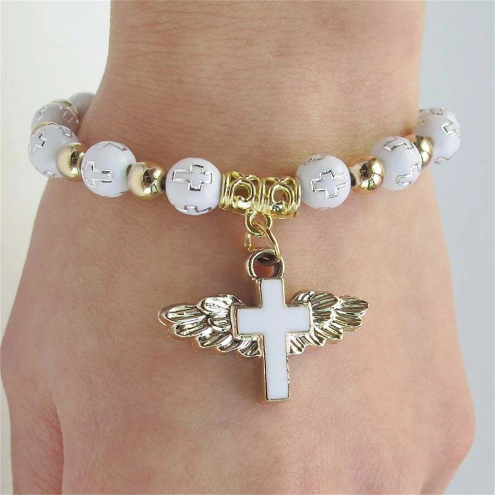 Angel Wing Cross Pendant Bracelet for Men Women Acrylic Bead Chain Bracelet Fashion Wristband Accessories Souvenirs Gifts