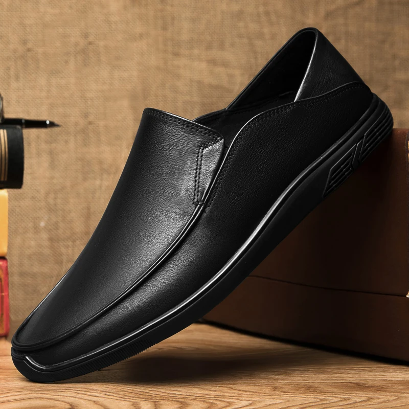 

Туфли мужские из натуральной кожи, дышащие легсветильник кроссовки, без шнуровки, повседневная обувь для вождения, мягкие лоферы, 2022