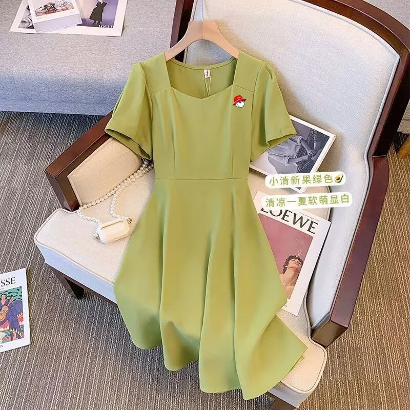 Embroidery Golf Summer Suit Female 2023 New Large Size Women's French Senior Sense Waist Show Thin Crowd Design Sense Dress