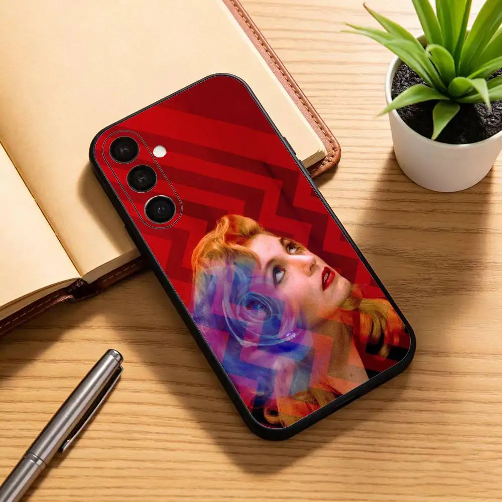 Фото Чехол для телефона T-Twin P-Peaks Fire Walk With Me для Samsung Galaxy A20,21s,22,31,32,52,53,72,73,80,91 Мягкий черный корпус №4