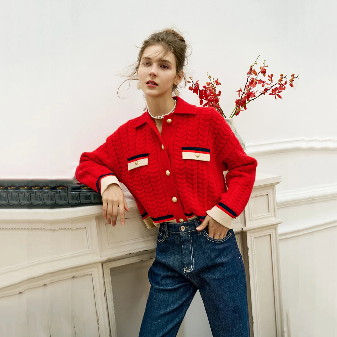 

Женский трикотажный кардиган из смесовой шерсти, толстый вязаный кардиган с отложным воротником и золотыми пуговицами, универсальный джем...