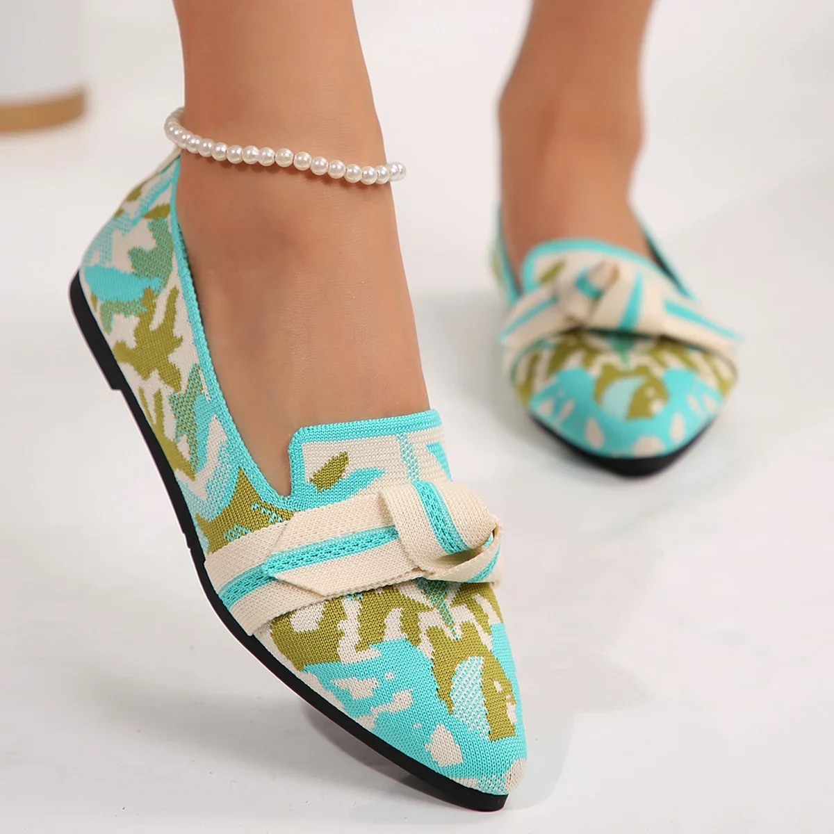 Женские туфли на низком каблуке балетки заостренный носок без застежки