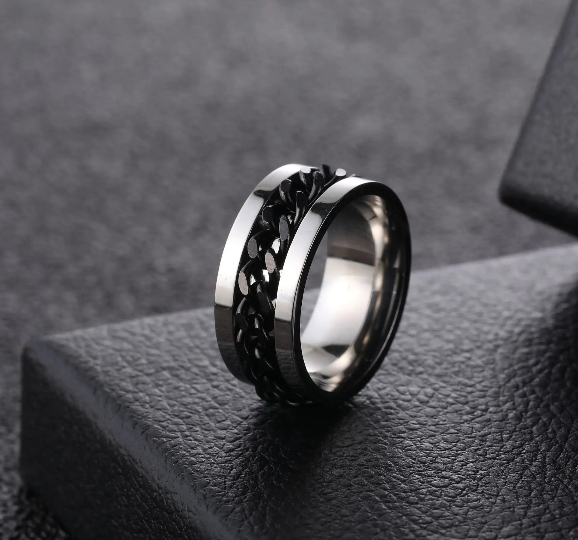 

Letdiffery Cool Stainless Steel Rotatable Men Ring High Quality Spinner Chain Punk Women Jewelry for Party Gift