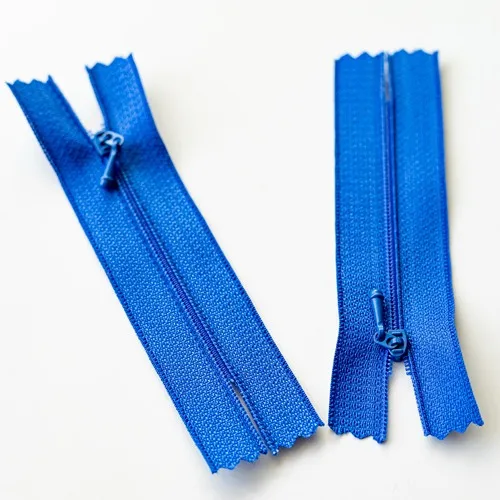 Мини молнии. Застежка для кукольной одежды. Молния разъемная 60 см мятного цвета. Мини молнии. Декоративная молния на платье.