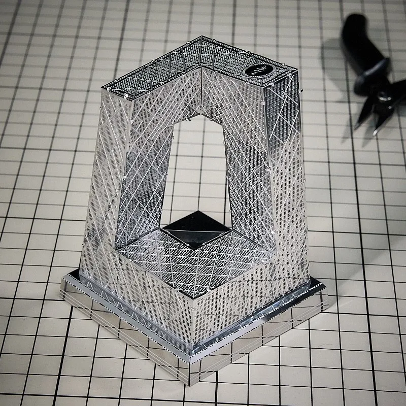 Стальной golem 3D полностью металлическая модель из нержавеющей стали игрушка