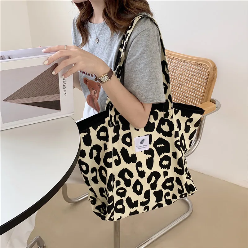 

Fashionable Leopard Bag Women Big Canvas Bag Series of leopard Tote Bag Cosmetic Bag Handbags Women Shoulder Bag Bucket Bag