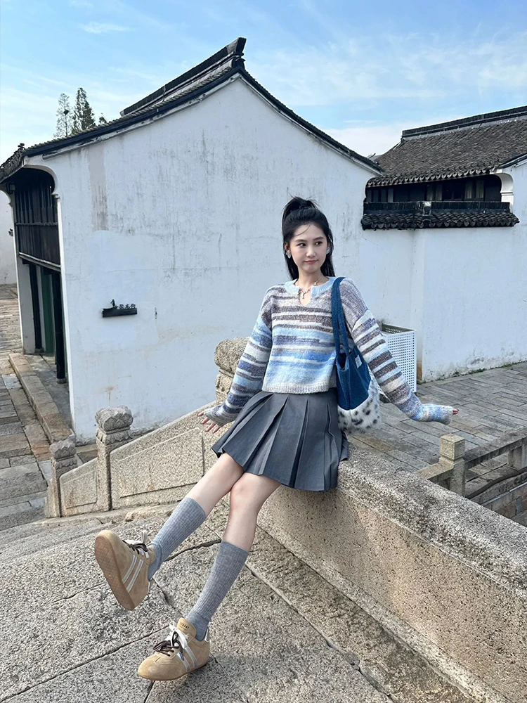 Early Autumn Small Wear Design Gradient Stripe Mohair Woolen Sweater Women Loose Slimming Short Top