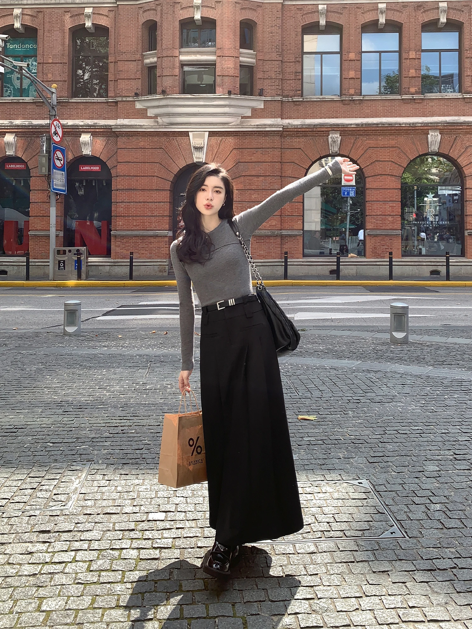 Женский вязаный топ Mulvan Design Sense 2024 осень и зима новый облегающий для похудения