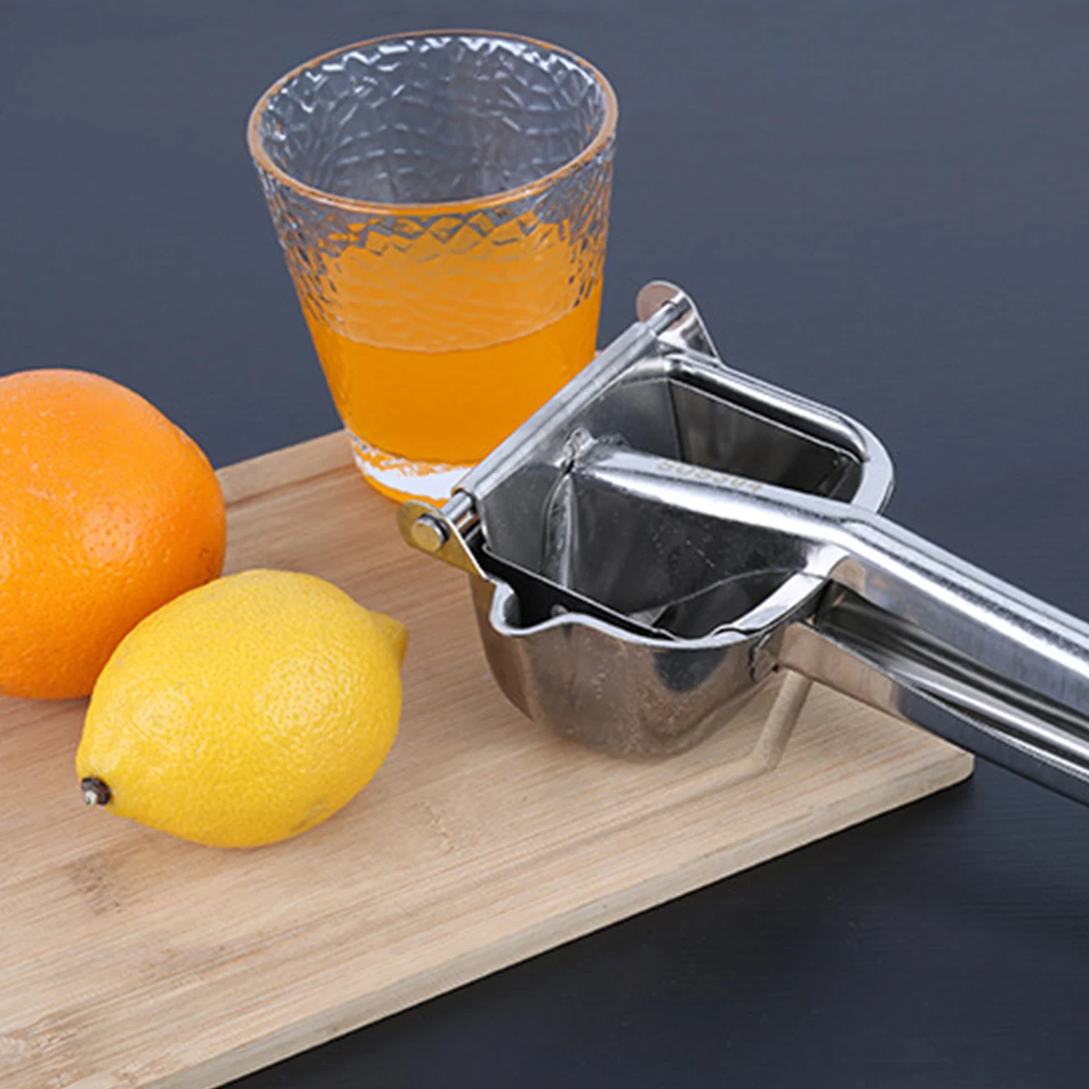 

1pcs Manual Orange Juicer Lemon Juice squeezer pressure Fruit juicer Press Home Stainless Steel Presser Kitchen Accessories