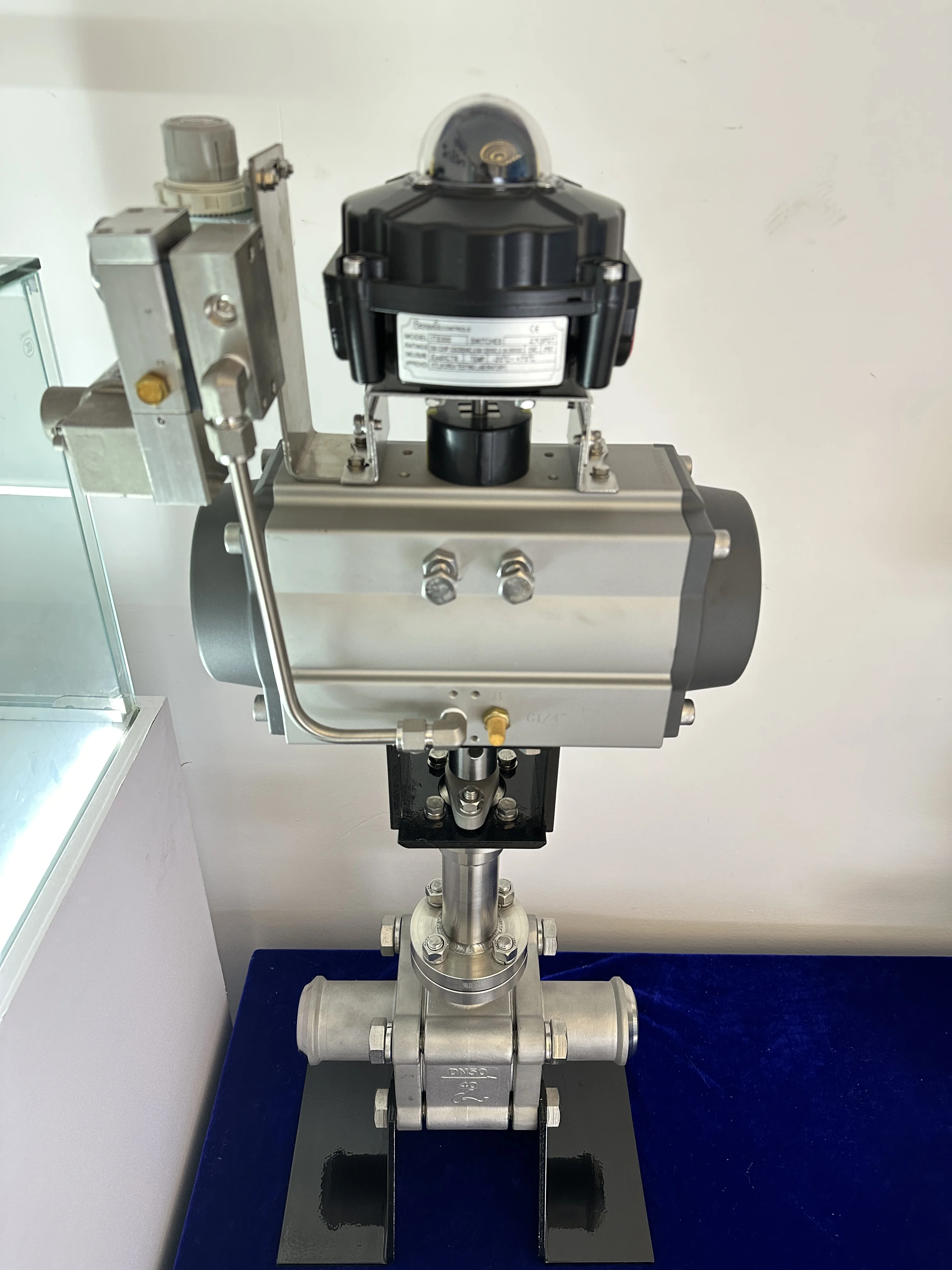 Высококачественный шаровой кран из нержавеющей стали 304 МПа PN16 316 Пневматический