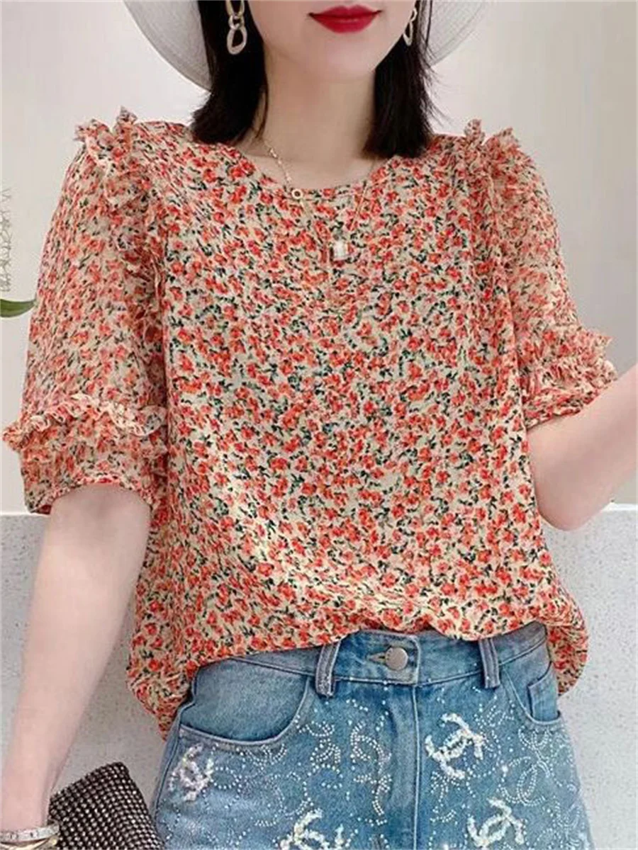 

Woman Summer Style Blouses Tops Lady Casual Short Lantern Sleeve O-Neck Simple Style Flower Printed blusas Tops DF4482