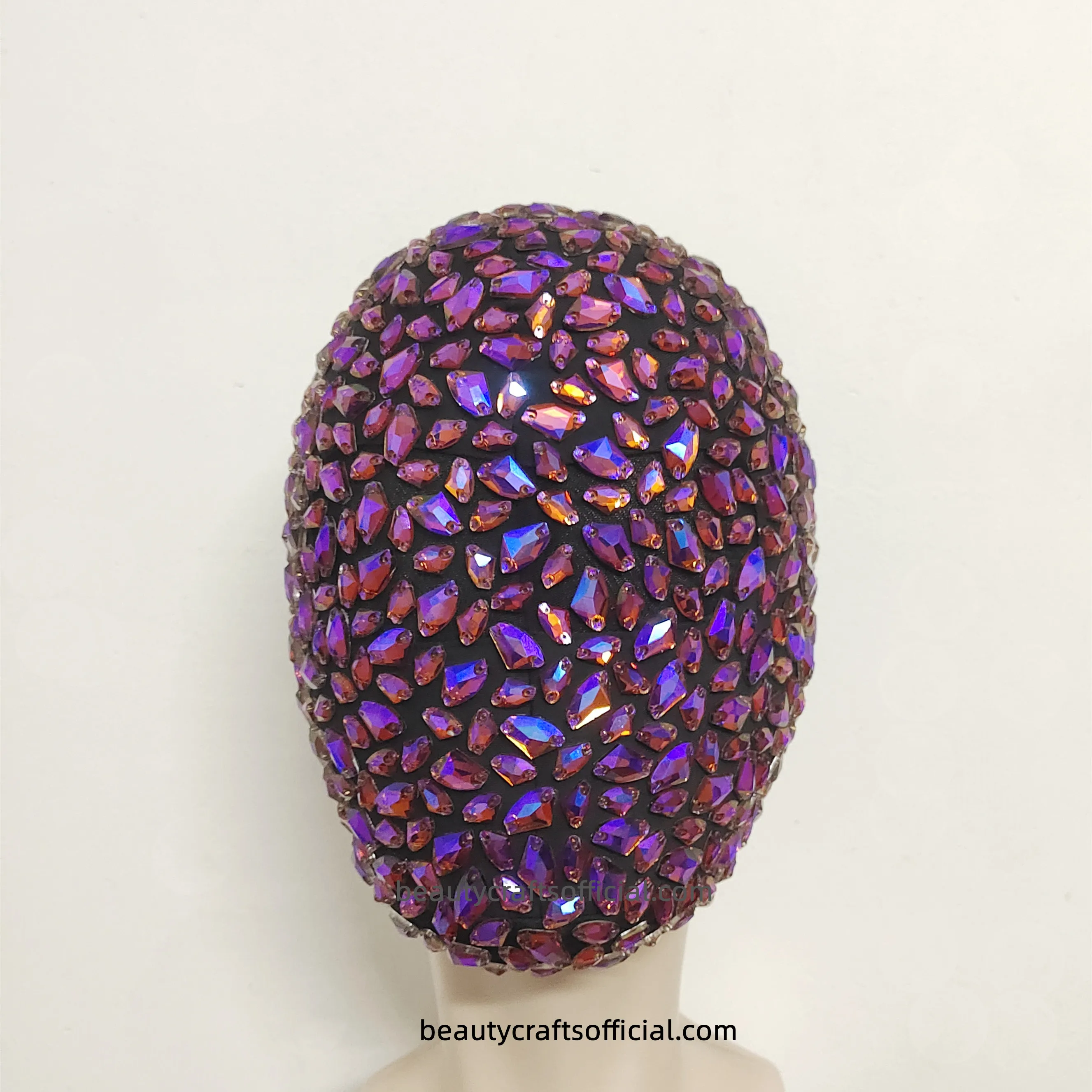 Блестящая Tawny — Ослепительная маска ручной работы с камнями Haute Couture для лица