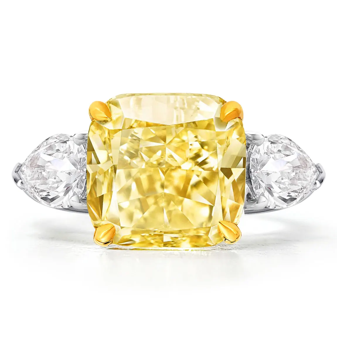 COLORFISH 100% 925 Sterling Silver 6ct Canary Yellow Cushion Cut Engagement Ring Cubic Zirconia 3-Stone Cocktail Wedding Jewelry