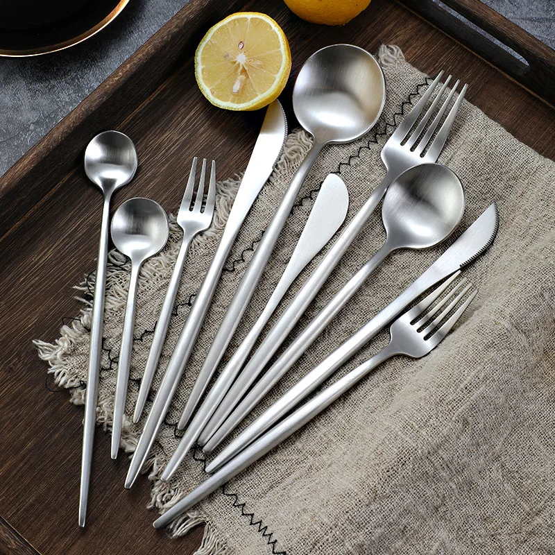 4Pcs/set 304 Stainless Steel Portuguese Series Tableware Knife Fork Spoon Set Western Food Hotel Steak Knifes Forks Cutlery Set