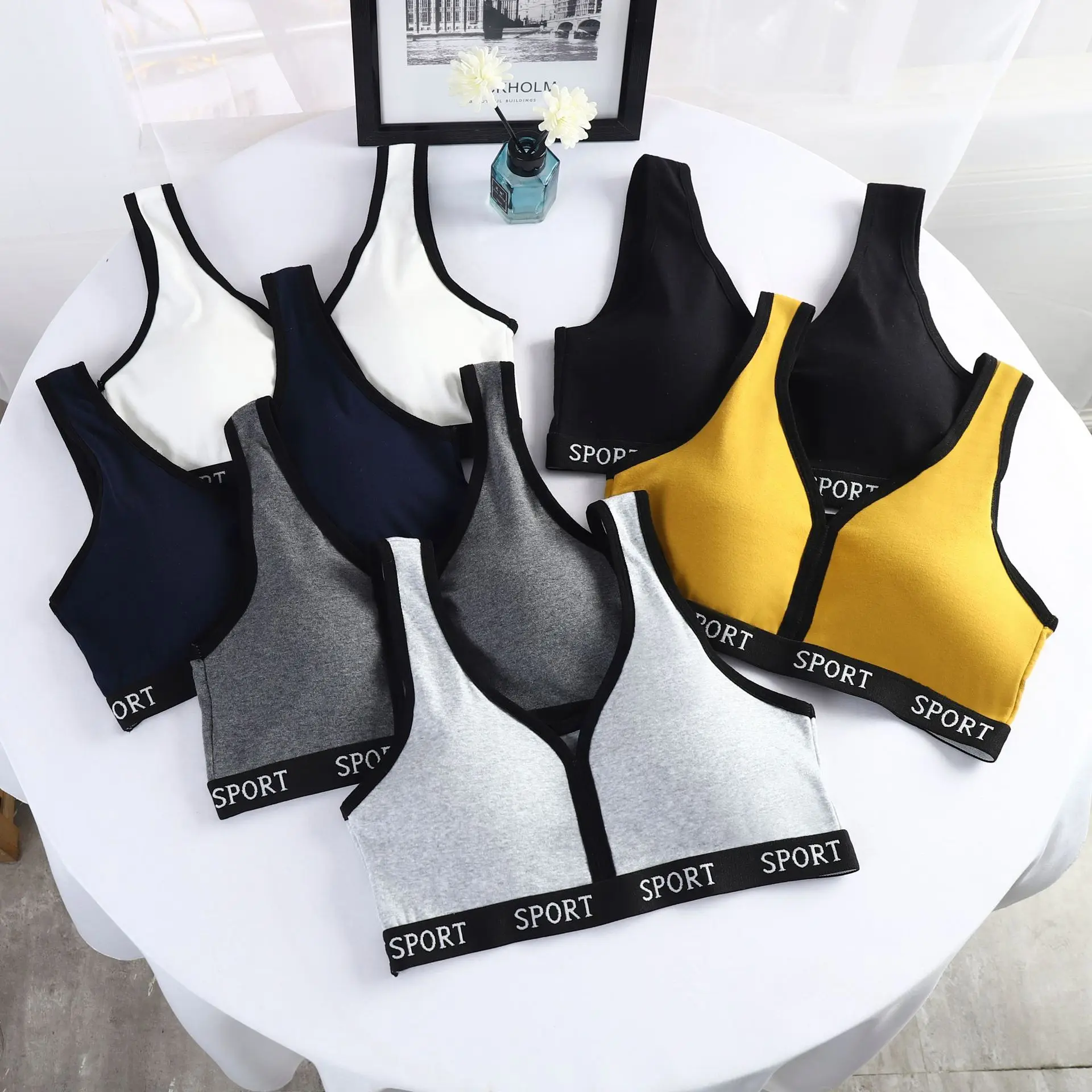

Новинка Эластичный хлопковый женский топ без косточек красивый бюстгальтер без косточек Бесшовные Спортивные Бюстгальтеры Женское нижнее...