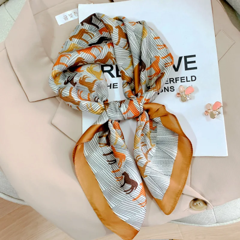 

Female Popular Travel Silk Scarf 2022 Print Square Scarves Four Seasons 70X70CM Beach Kerchief Fashion Sunscreen Small Headcloth