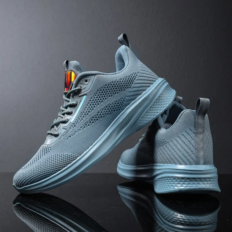 

New Running Shoes Men's Four Seasons Flying Woven Big Sports Casual Men