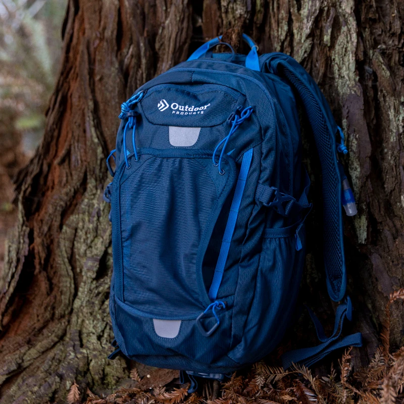 17 Ltr Hydration Backpack, with 2-Liter Reservoir, Blue, Unisex