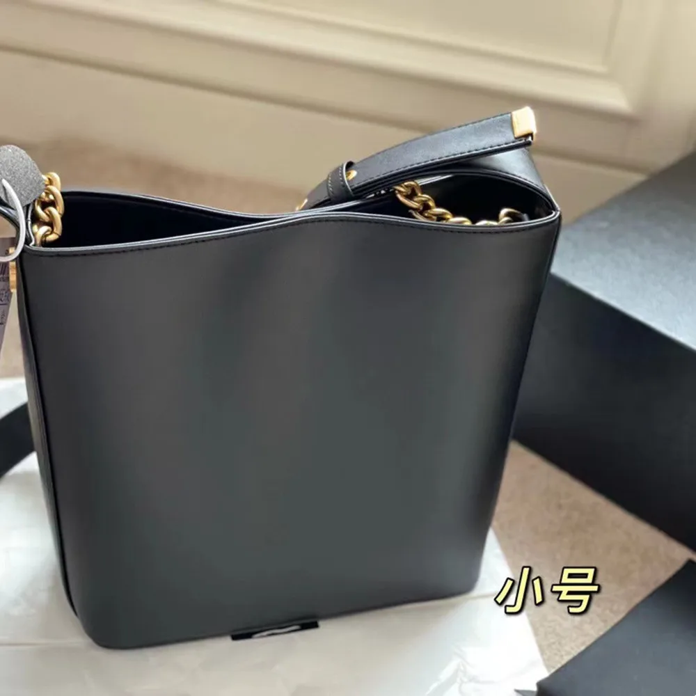 

Light luxury women's bag 2022 new Japanese simple solid color commuter bag, simple and fashionable shoulder bag