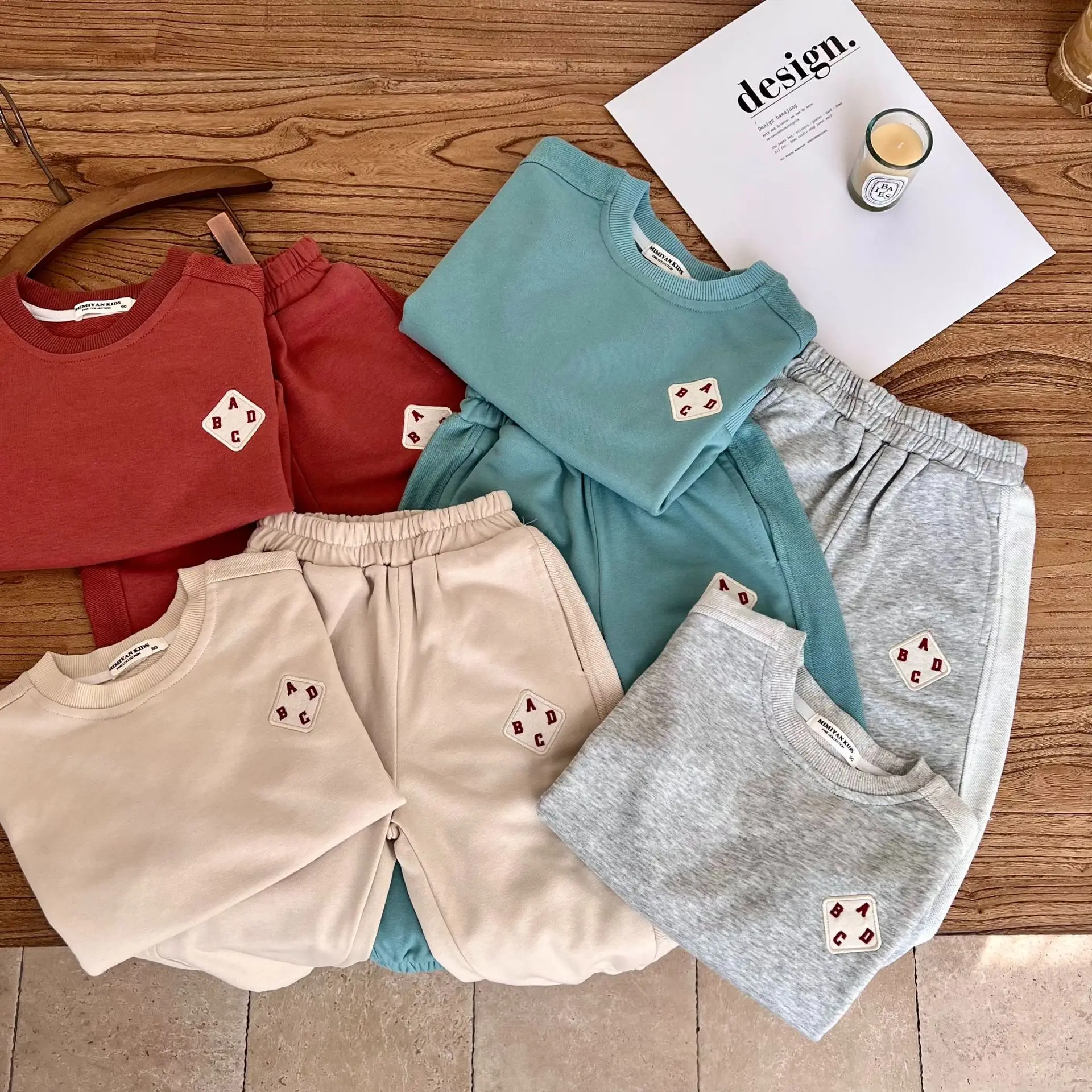 

Children's Suit 2023 Spring New Boys and Girls Letter Sweater Suit Baby Korean Style Two-Piece Suit Fashion