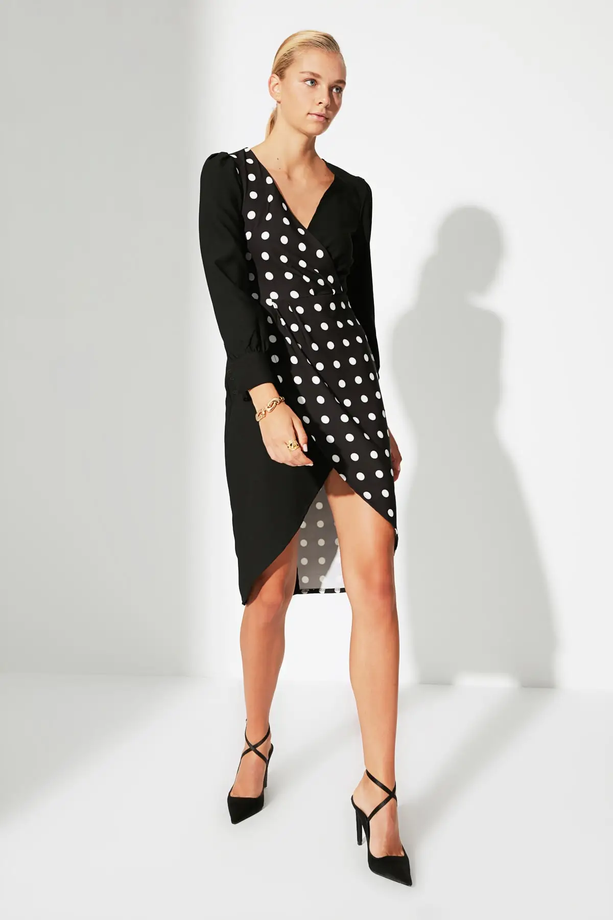 

Trendyol Polka Dot Detail Dress TWOAW22EL0621