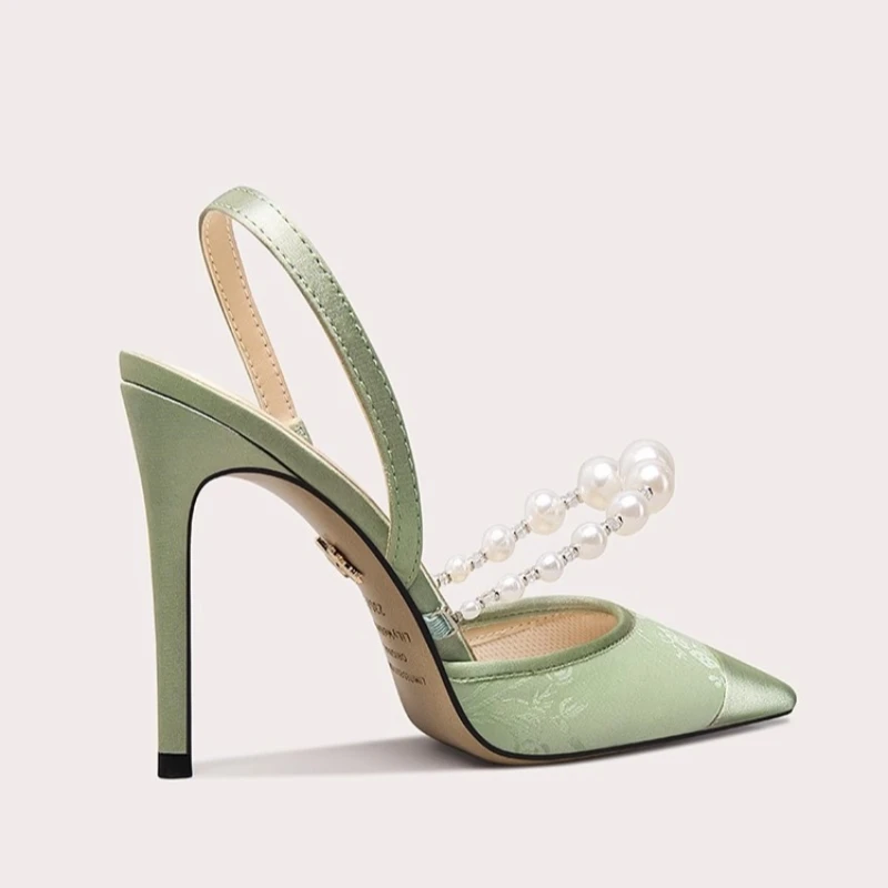 Весенне-летние новые однотонные шелковые туфли с острым носком и жемчугом тонкие