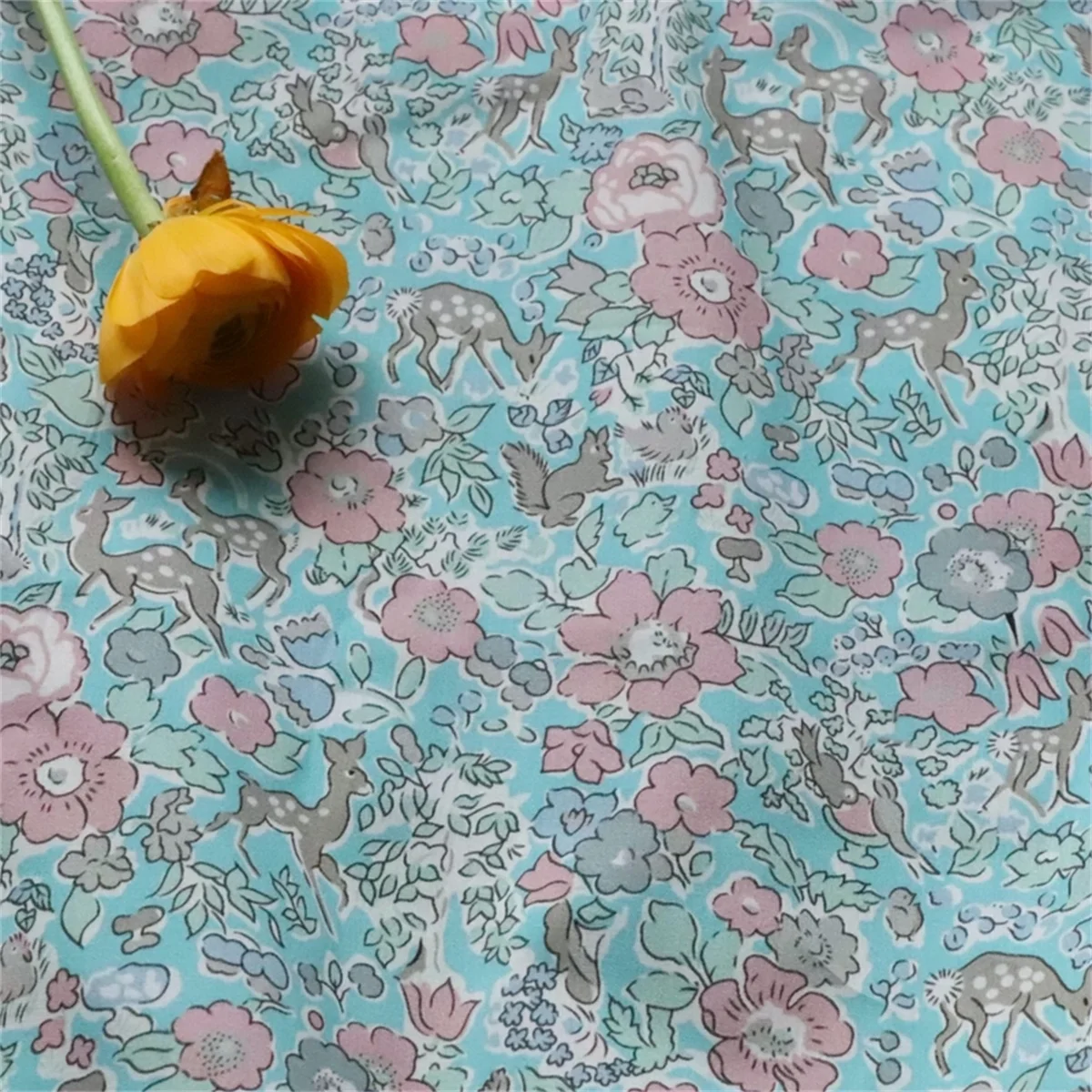 

Animal games printed children's wear spring and summer thin fabric sewn cloth dress DIY designer fabric