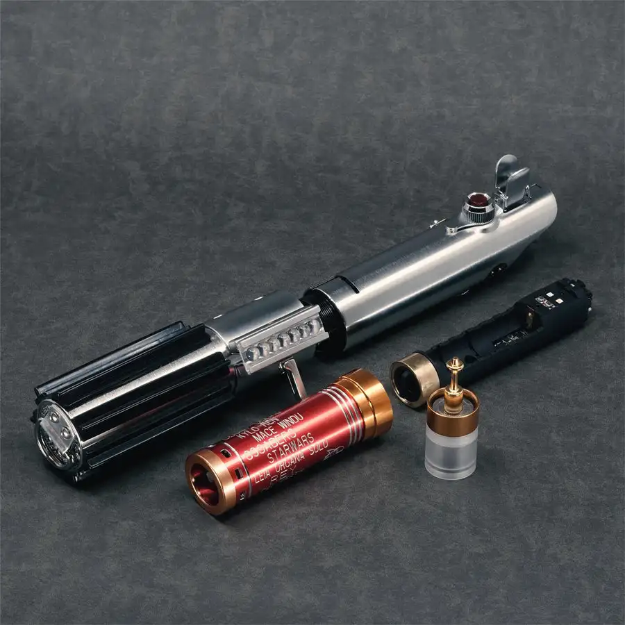Рисунок 2 - Световой меч 89Sabers Graflex люк