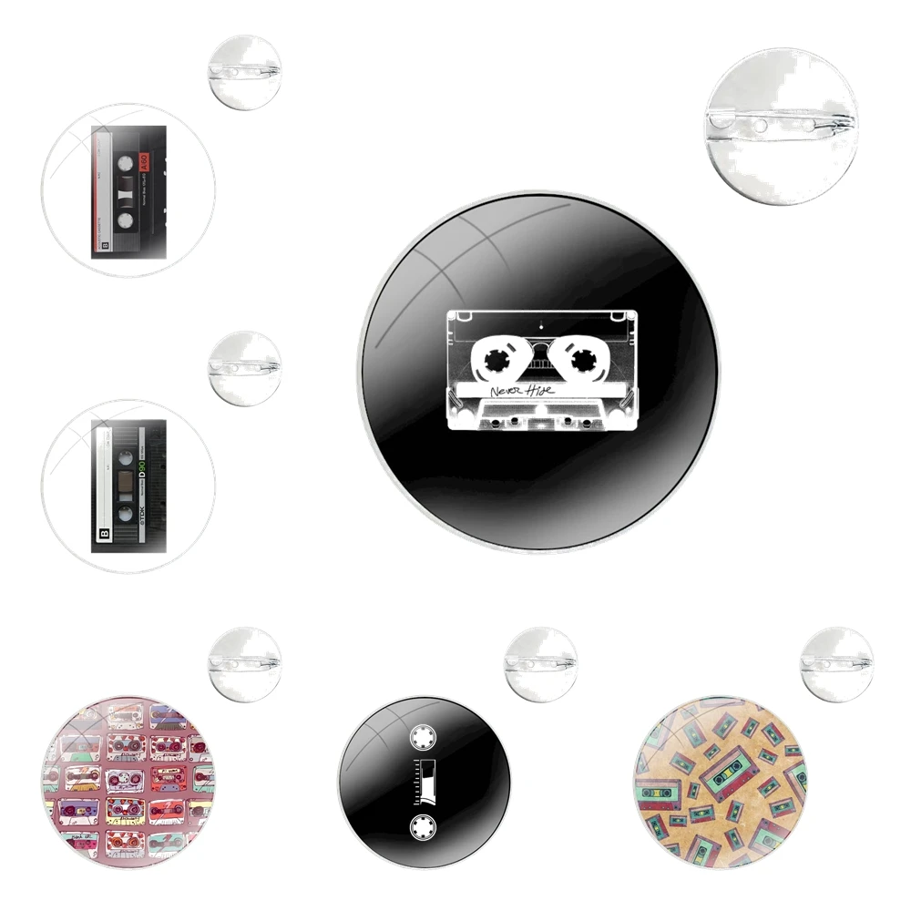 Брошь с значками ювелирные аксессуары классическая старая кассетная лента