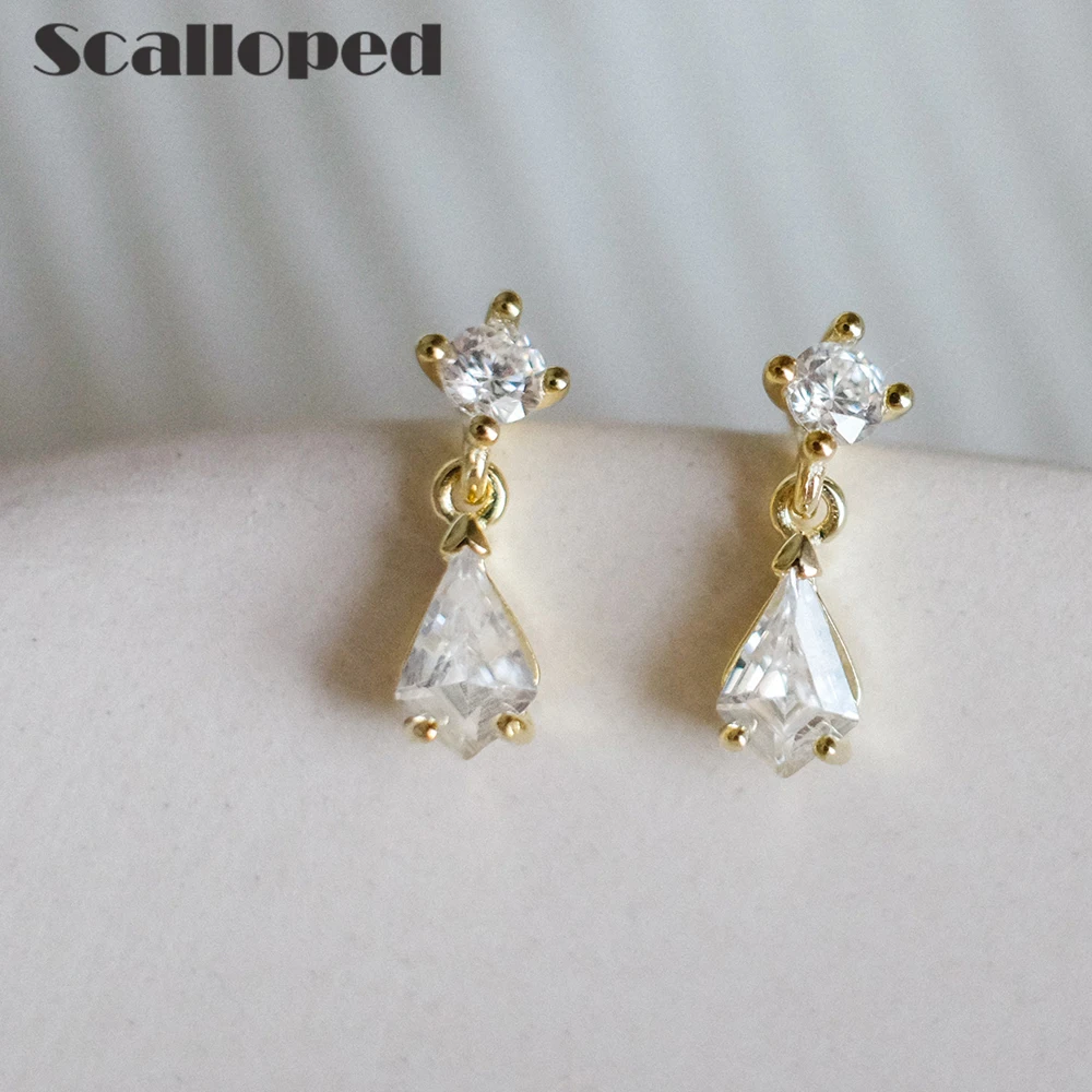 

SCALLOPED Vintage Court Style Mini Dangle Earrings For Women Brilliant Zircon Crystal Temperament Lady Party Ear Jewelry