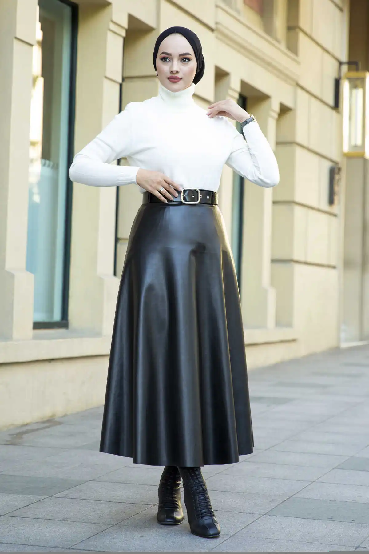 -Трикотажный свитер для хиджаба бежевого цвета