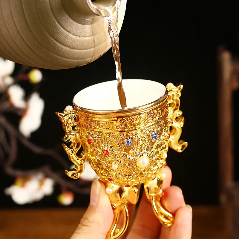 

Chinese Historical Style Jin Ou Emperor Permanent Cup Ancient Bronze Antique Crafts Home Qianlong Metal Wine Cup Decoration