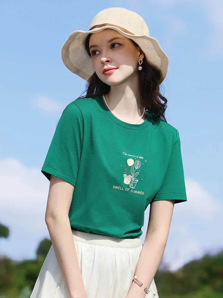 Женская хлопковая футболка с коротким рукавом круглым вырезом и вышивкой