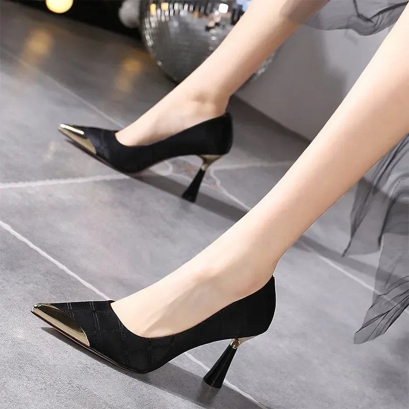 

Woman High Heel Pumps Metal Pointed Stiletto Shallow Women's Gentle Black Green Shoes Spring/Autumn Sexy